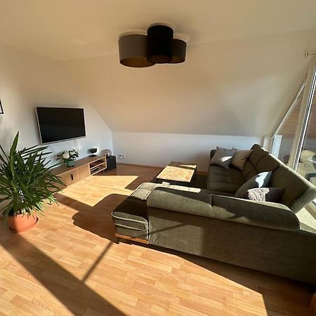 Sonniges & Ruhiges Apartment Mit Balkon Nahe Berlin 措伊滕 外观 照片