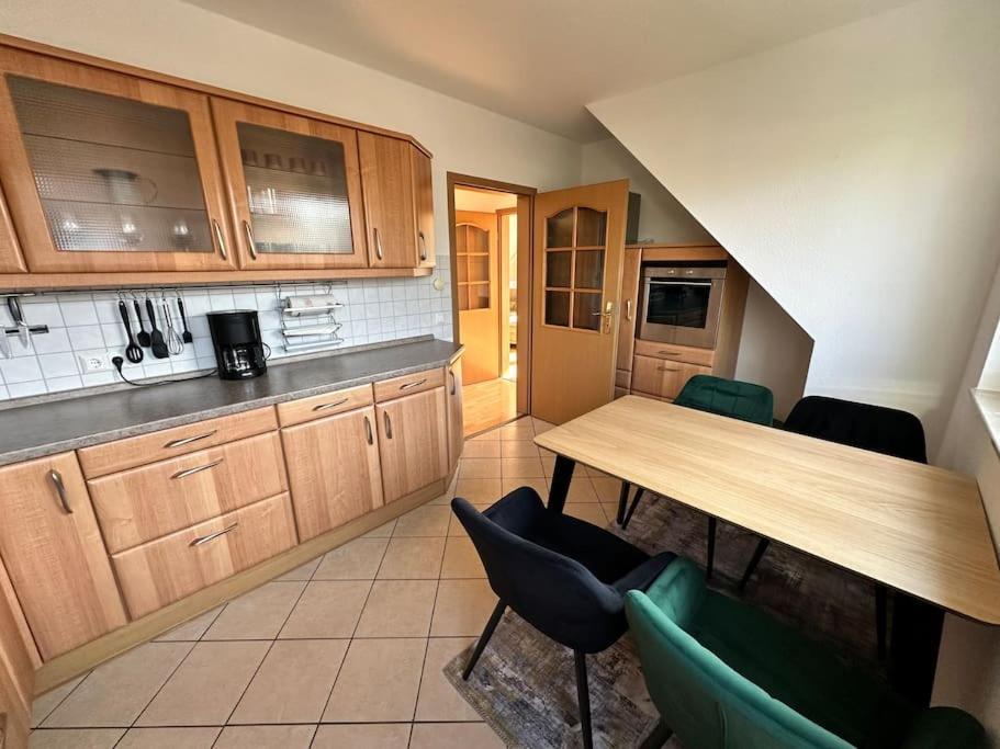 Sonniges & Ruhiges Apartment Mit Balkon Nahe Berlin 措伊滕 外观 照片